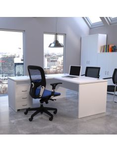 Escritorio esquinero EURO 2000 de Euromof y silla Boston de Euromof