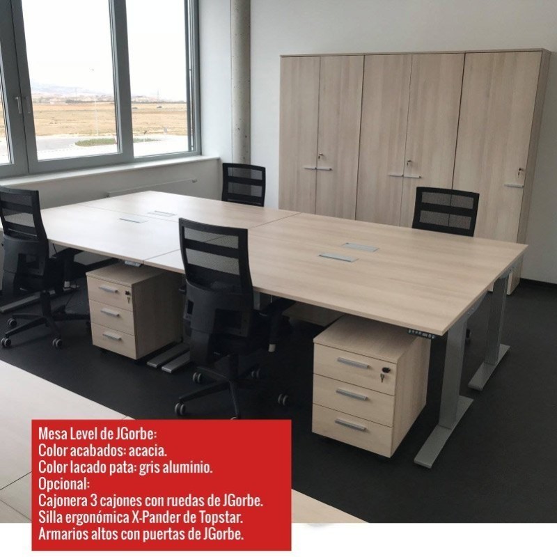 Mesa oficina elevable Level de JGorbe color acacia gris aluminio