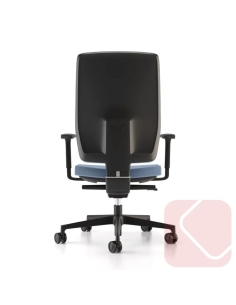 Happiness es un sillón direccional con o sin reposacabezas regulable en altura e inclinación espumado y tapizado.