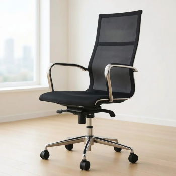 Sillón de despacho Berlín alto en malla transpirable con base cromada | laoficinaonline