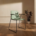 Silla Varya con brazos y base trineo para oficina | Laoficinaonline