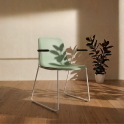 Silla Varya con brazos y base trineo para oficina | Laoficinaonline