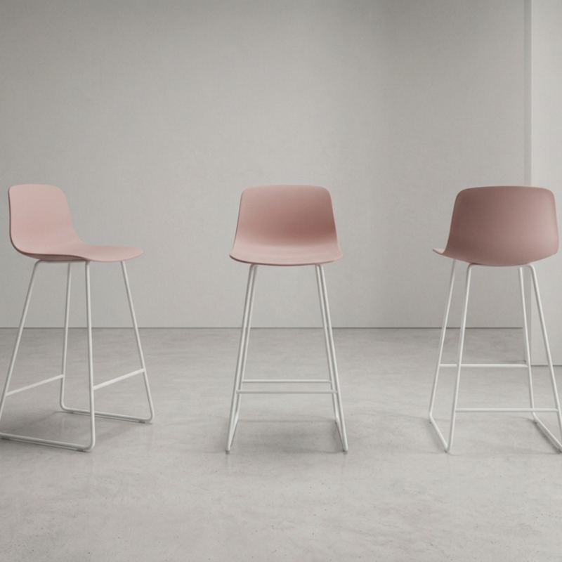 Taburete medio Varya con base trineo para oficina y coworking  | Laoficinaonline