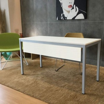 Faldón mesa oficina Lite de Kesta