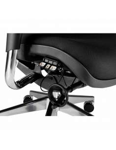 Sillas de oficina XXL, con mandos de acceso fácil. Ideal para personas altas y/o corpulentas.